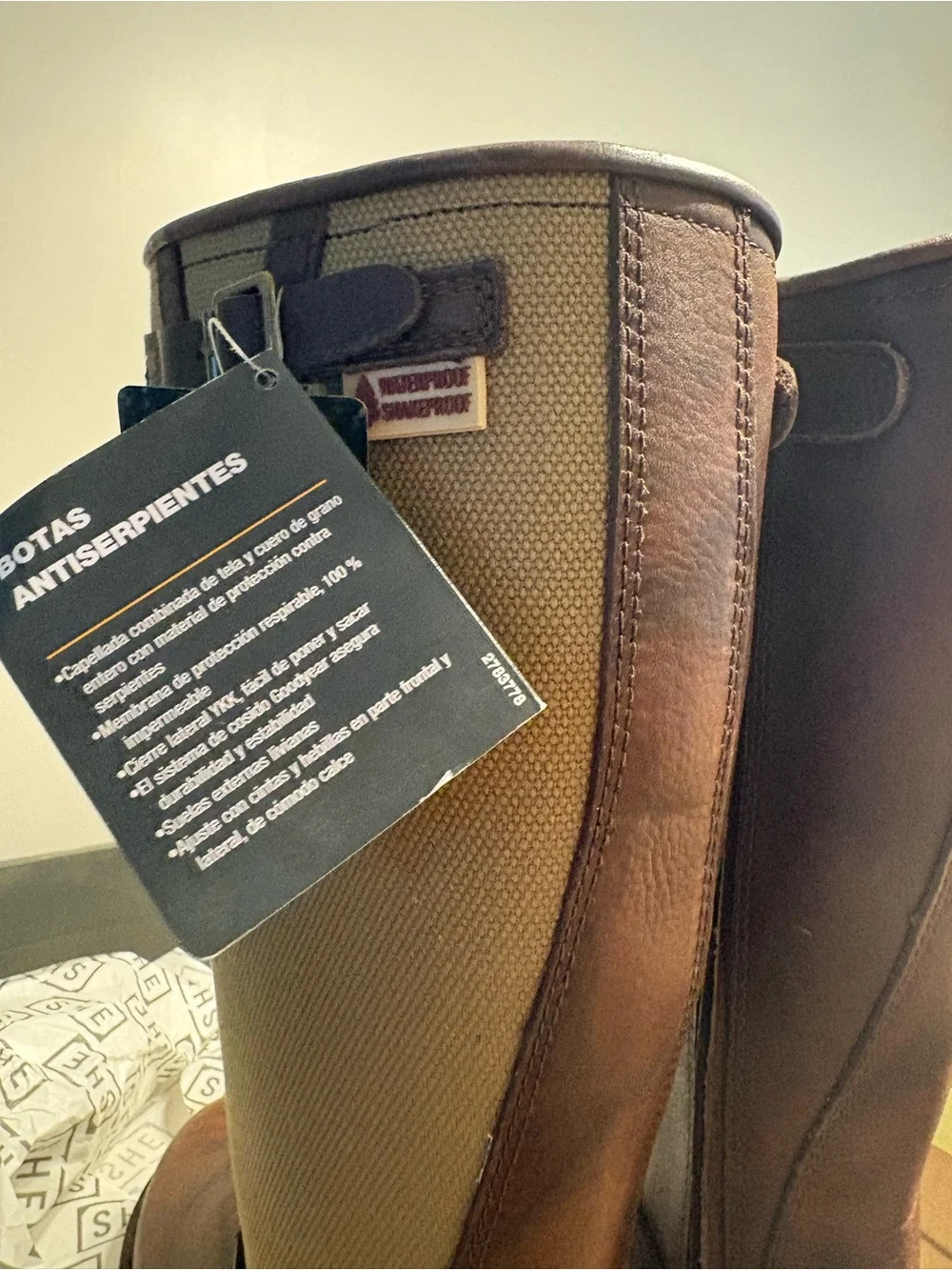 Brand New SHE Outdoor Lubbock 2.0 Waterproof Snake Boots Size 9